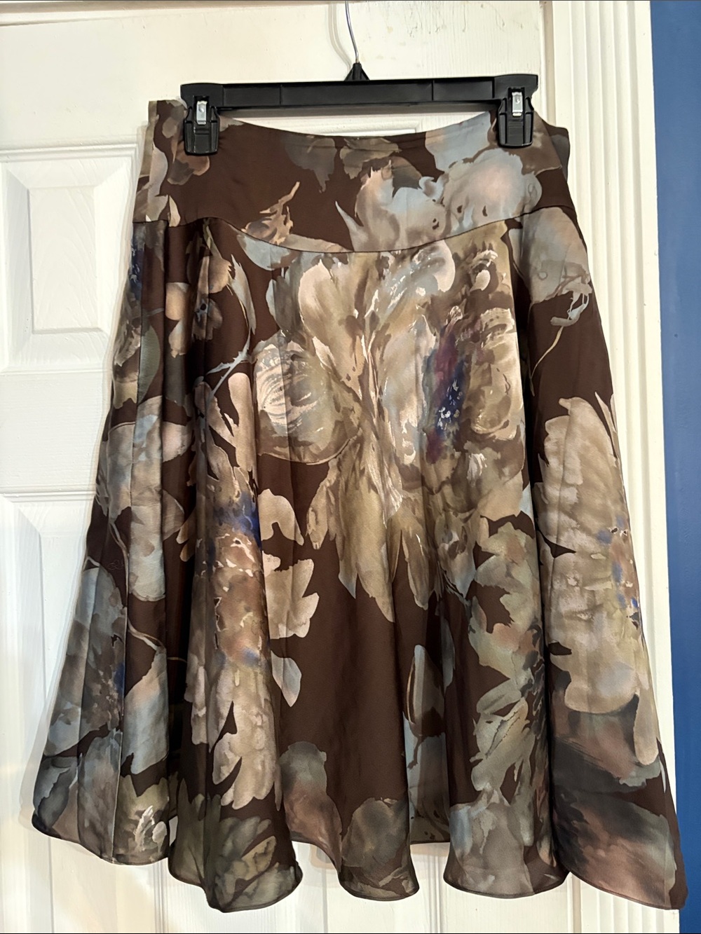 Ralph Lauren Silk Flora Skirt - size 8 ๐ - Picture 3 of 4
